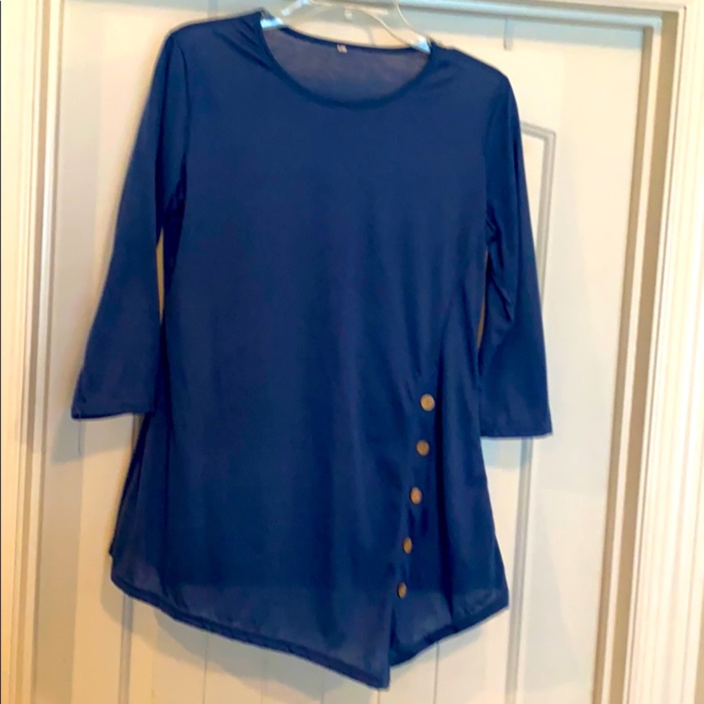 3/4 length T- shirt